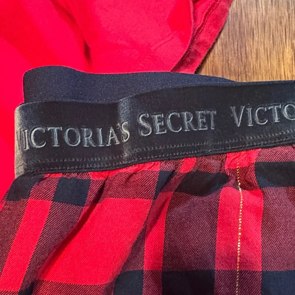 Victoria's Secret Red Plaid Pajama Set - Picture 5 of 8